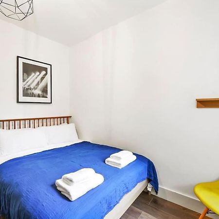 2 Bed Garden Flat Leyton Village Londra Exterior foto