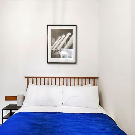 2 Bed Garden Flat Leyton Village Londra Exterior foto