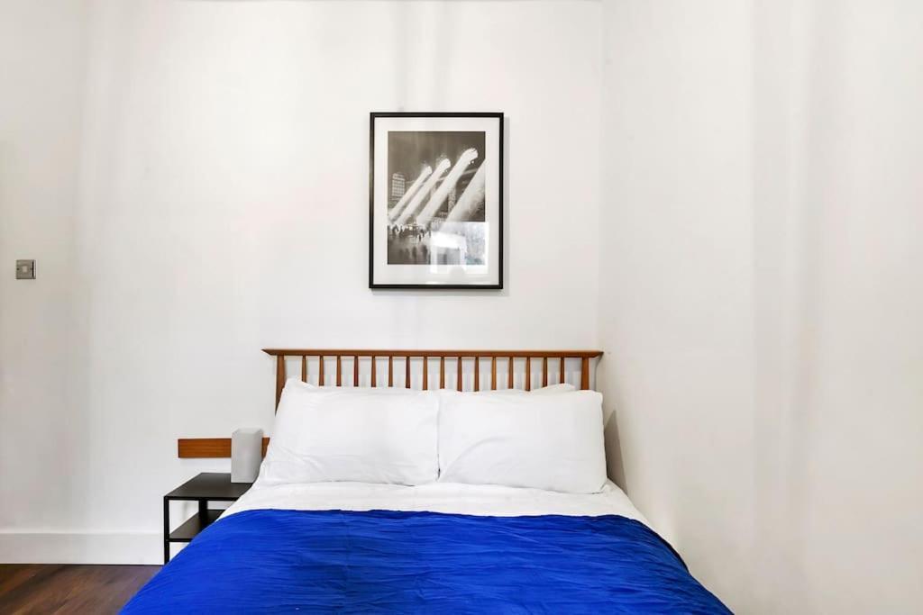 2 Bed Garden Flat Leyton Village Londra Exterior foto